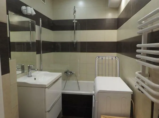 Mazowiecka 125 アパート *