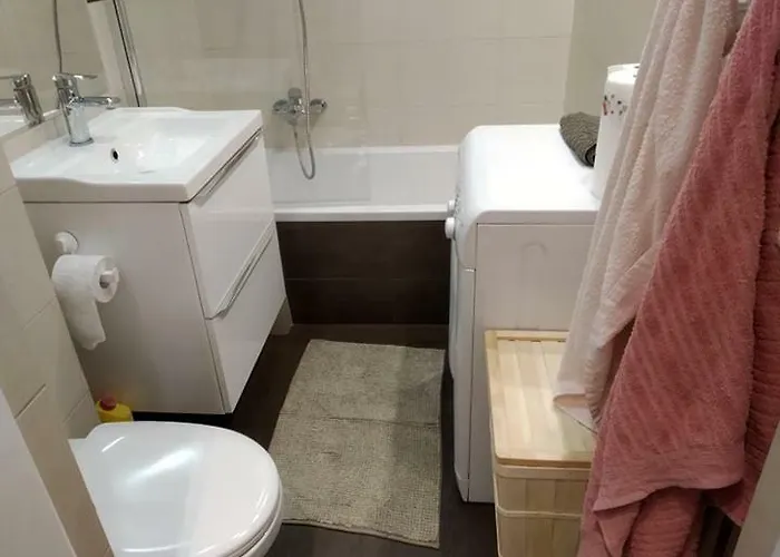 Mazowiecka 125 アパート *